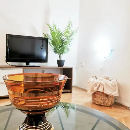 And Spacious Apartment- Silvio 2