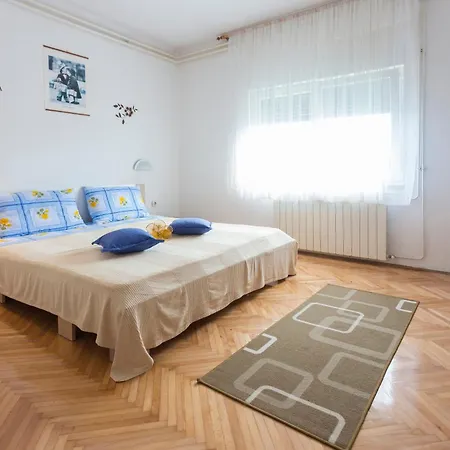 And Spacious Apartment- Silvio 2 Apartment Banjole