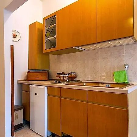 And Spacious Apartment- Silvio 2 * Banjole